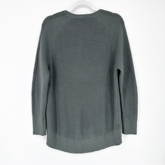 Athleta Hanover Wool Blend V-Neck Sweater in Dark Gray Size S - Picture 3 of 7